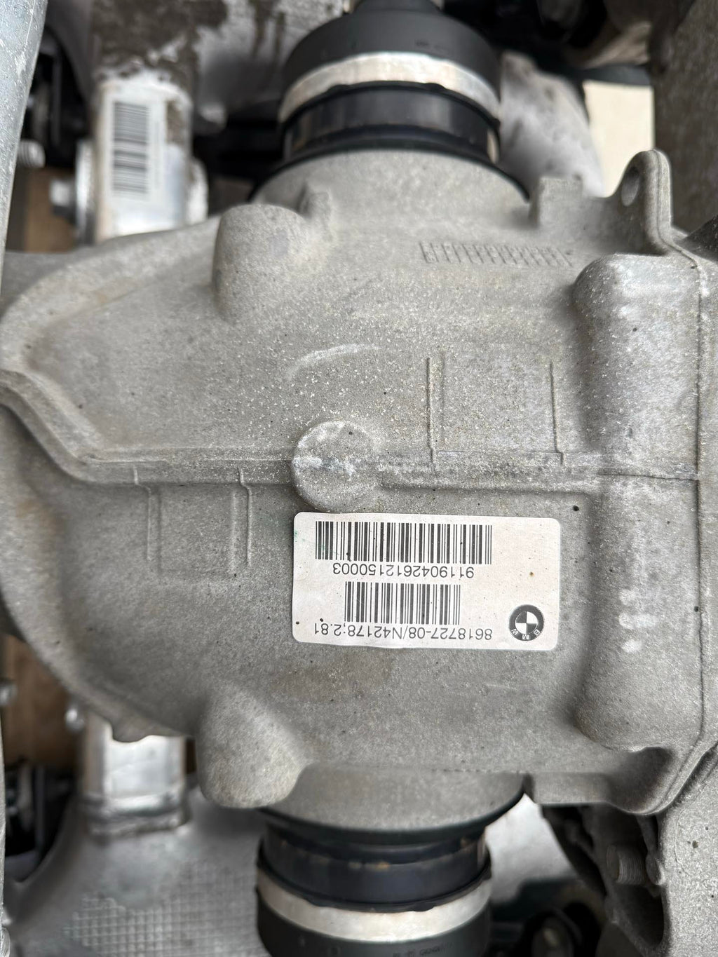 Punte Spate BMW cu Rear Wheel Steering